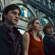 Daniel Radcliffe interpreta a Harry Potter en Harry Potter y las reliquias de la muerte.